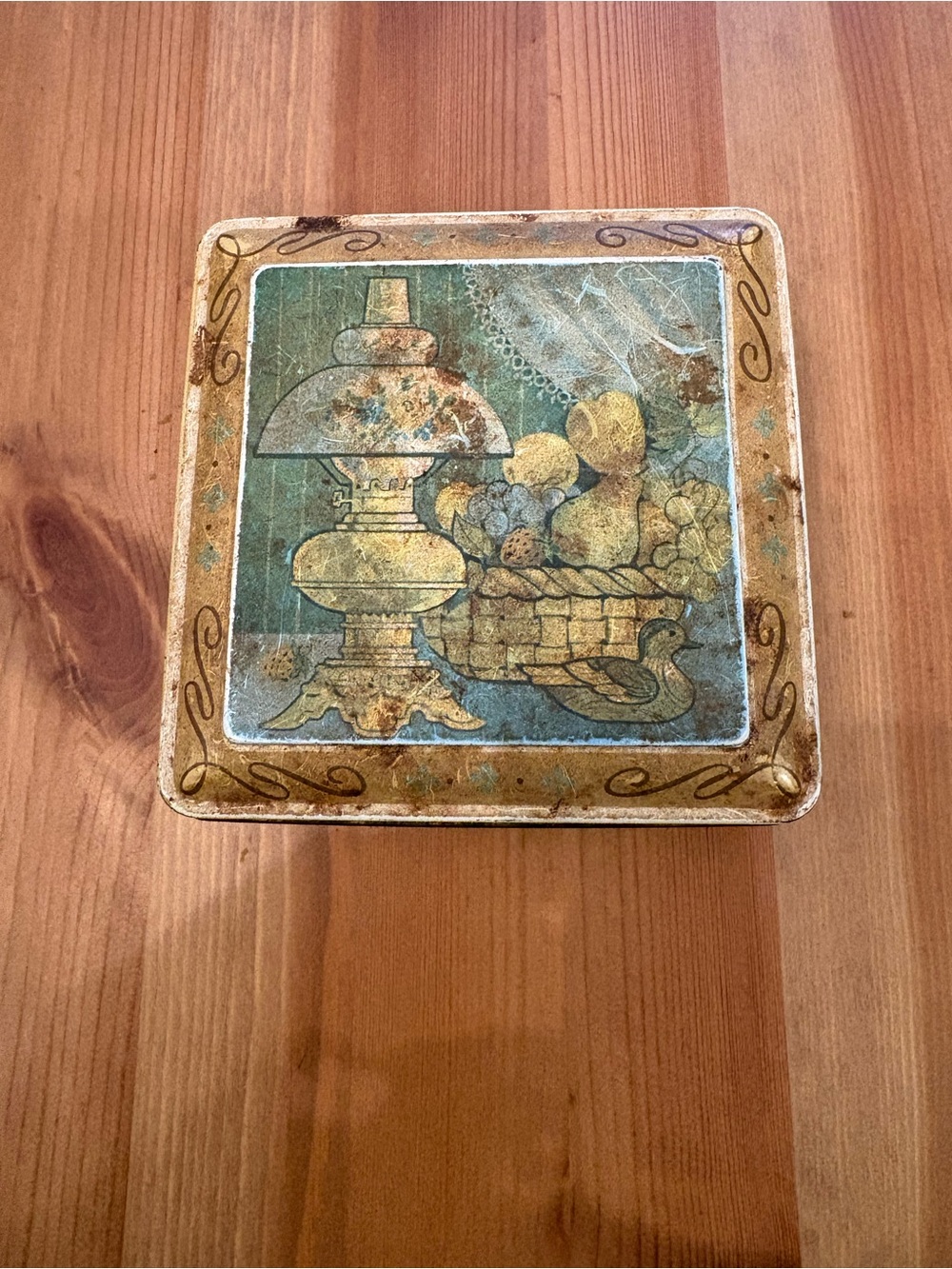Vintage Daher Tin Box Company England Victorian Turn Of Century Duck Decoy Box